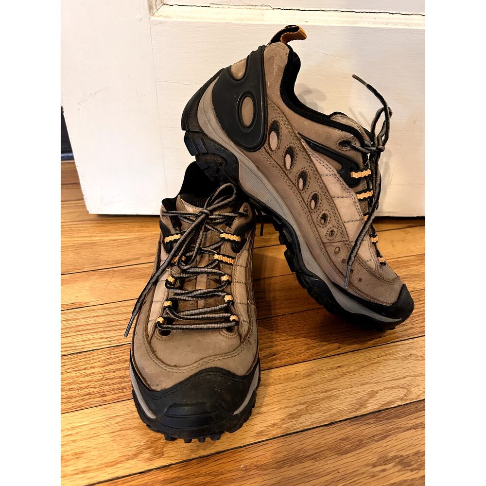Merrell Women's Pulse II Hiking Shoe Low Top Boot Brown Tan, Size 9.5